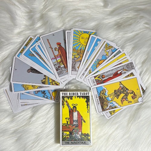 The rider Oracle cards deck - The magician Tarot cards