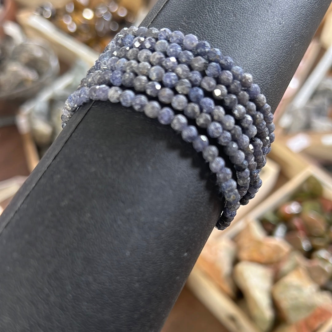 Sapphire beads bracelets