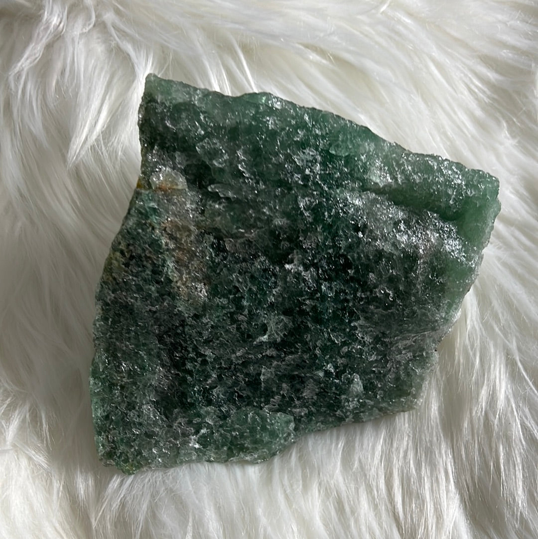 Raw Green Aventurine healing stone - Lucky crystal