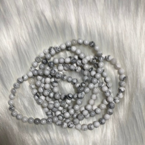 Howlite crystal bracelet - White howlite