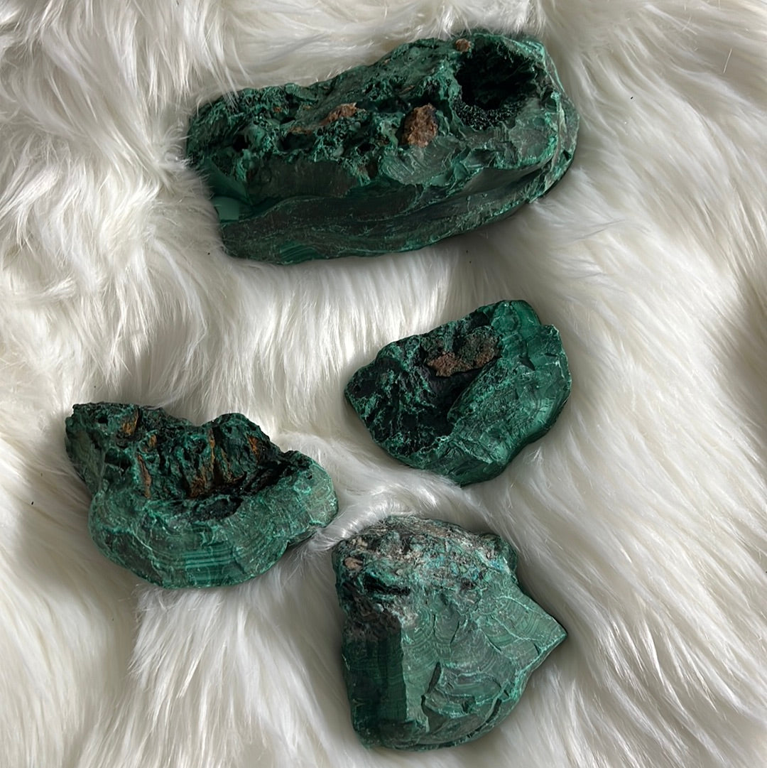 Raw Green Malachite - Pure healing stone