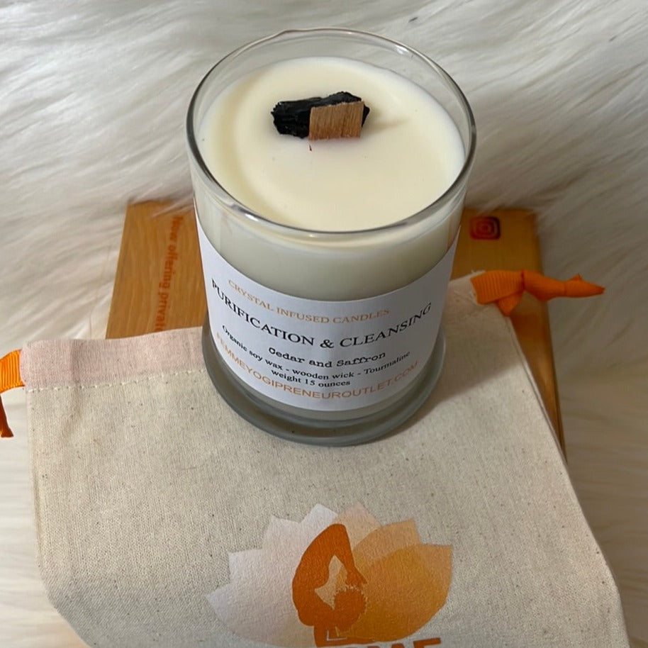 cedar and saffron candle