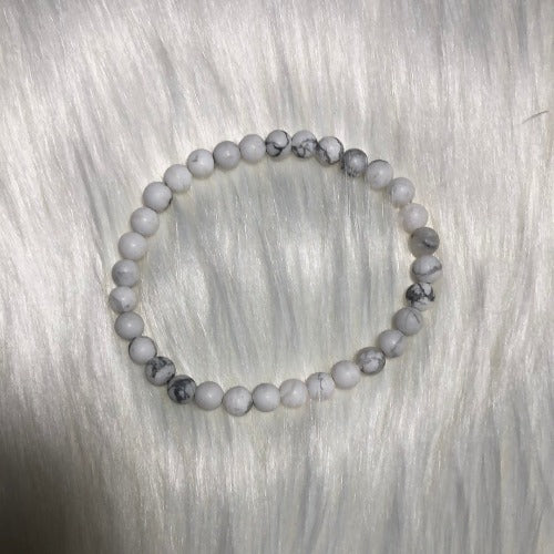 Howlite crystal bracelet - White howlite