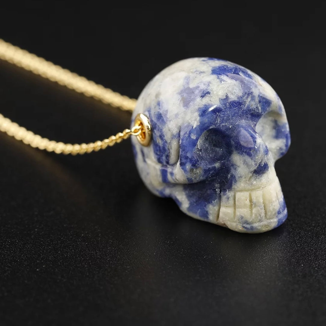 Skull Crystal pendant necklace - Unisex